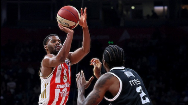 Батлерове-тројке-сервирале-победу-Звезде-–-Партизан-и-после-11-година-без-тријумфа-у-гостима Батлерове-тројке-сервирале-победу-Звезде-–-Партизан-и-после-11-година-без-тријумфа-у-гостима