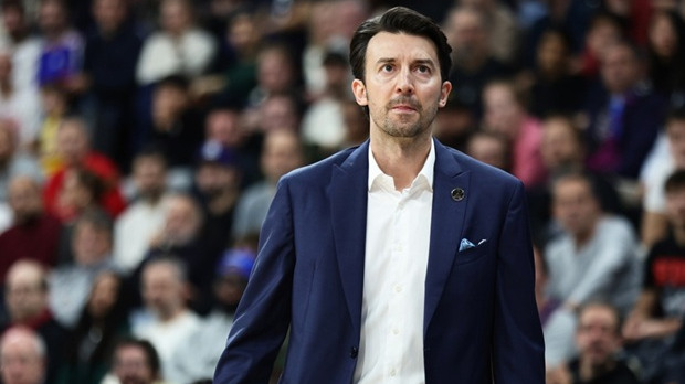 Париз-отпустио-Табелинија-и-поставио-другог-најмлађег-тренера-у-историји-Евролиге Париз-отпустио-Табелинија-и-поставио-другог-најмлађег-тренера-у-историји-Евролиге