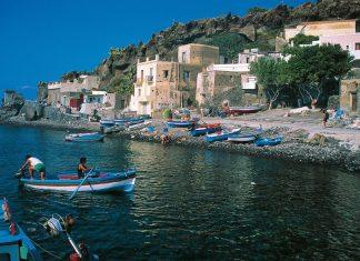 “Prave haos na ostrvu, ulaze u domove, želimo da ih se rešimo” Italijansko ostrvo poklanje koze ljudima širom sveta: Na vama je samo JEDNO “prave-haos-na-ostrvu,-ulaze-u-domove,-zelimo-da-ih-se-resimo”-italijansko-ostrvo-poklanje-koze-ljudima-sirom-sveta:-na-vama-je-samo-jedno