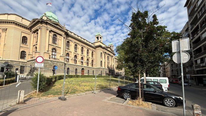 izvestioci-monitoring-komiteta-saveta-evrope-danas-u-skupstini-srbije:-sastanci-sa-predstavnicima-vlasti-i-opozicije-o-sudskoj-vlasti-i-tuzilastvu-(video)