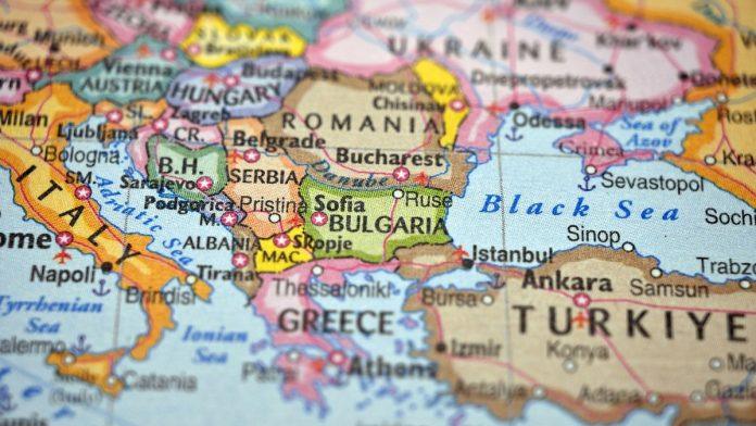 pitali-koji-je-glavni-grad-na-balkanu-najruzniji,-mrtva-trka-izmedu-dva:-“tamo-je-urbani-masakr-i-nevideni-kic”