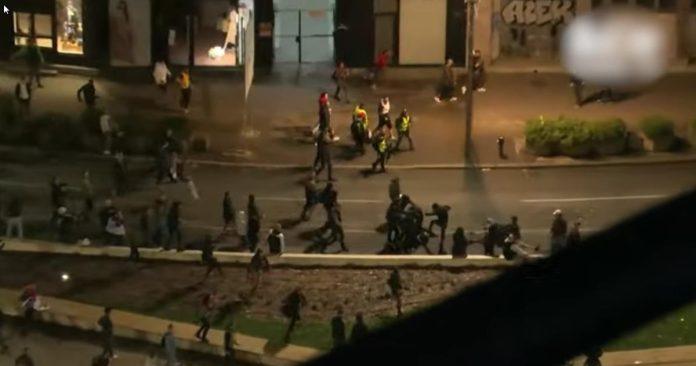 opozicija-u-srbiji-izgubila-kompas:-omiljeno-mesto-ispoljavanja-delovanja-im-je-ulica,-a-osnovni-program-nasilje-i-kritika-vucica!