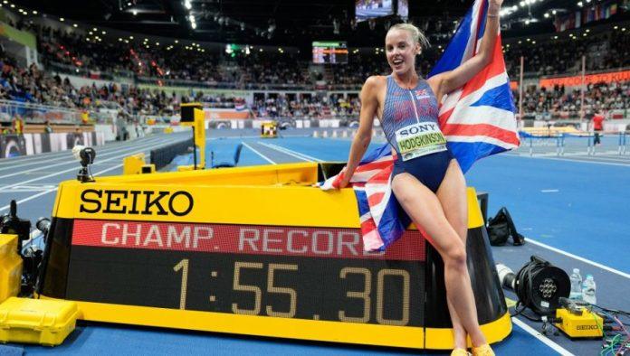 pre-bi-je-pustili-da-ude-sa-putinom:-slavna-britanka-u-soku-zbog-toga-sta-joj-poljaci-nisu-dozvolili-da-unese-u-zemlju