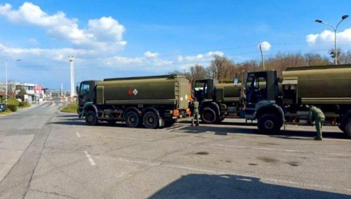 vojska-stigla-na-pumpe:-nesvakidasnje-mere-u-sloveniji-zbog-nestasice-goriva-(foto)