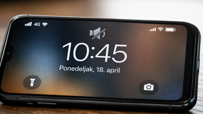 uspesni-i-bogati-ljudi-uvek-iskljucuju-zvuk-na-telefonu-–-evo-zasto