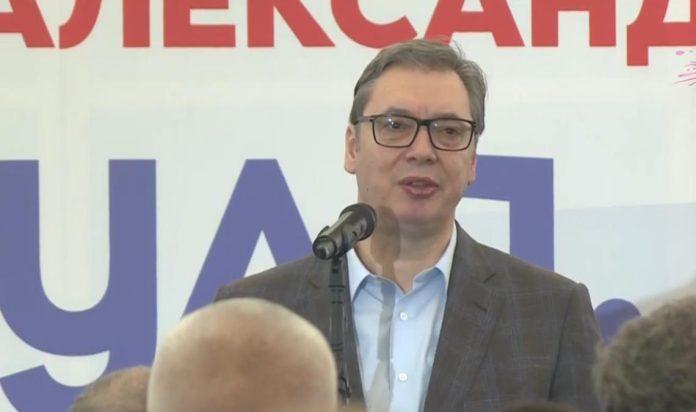 “osim-praznih-parola-krenuli-su-sa-izrazito-separatistickim”-vucic-o-nasilju-blokadera-u-kuli:-to-je-ono-sto-je-mene-vise-zabrinulo