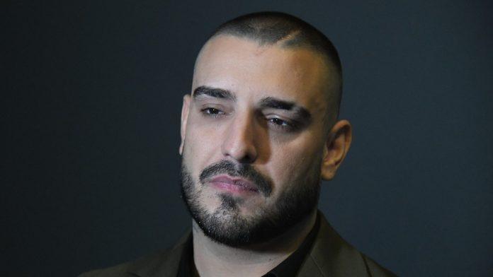 “za-tebe,-rodeni-moj”-darko-lazic-posvetio-pesmu-pokojnom-bratu,-slomio-se-na-komade-(video)