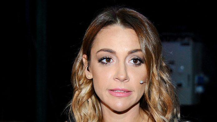 marijani-micic-sa-svojim-cerkama-nikad-nije-dosadno-objavila-komicnu-scenu-iz-porodicnog-doma-i-nasmejala-sve:-pogledajte-kako-se-zabavlja-sa-mezimicama