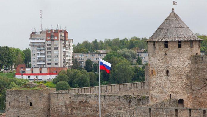 ista-taktika-kao-pre-invazije-na-ukrajinu?!-ovo-bi-mogao-da-bude-jasan-znak-da-se-putin-sprema-za-napad-na-nato