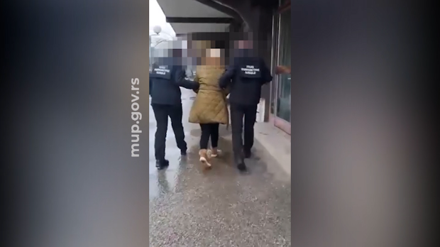 Хапшења-широм-Србије-због-сумњи-на-корупцију,-проневеру-и-злоупотребу-положаја Хапшења-широм-Србије-због-сумњи-на-корупцију,-проневеру-и-злоупотребу-положаја