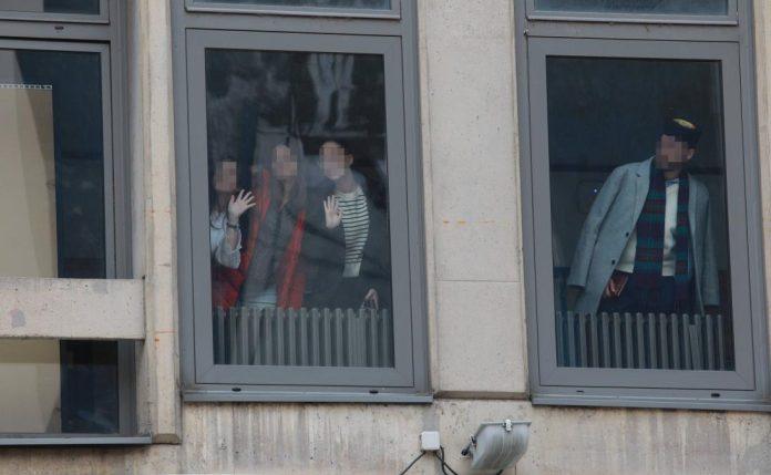 neverovatno-saopstenje-uns!-od-kada-je-“nedopustivo”-da-mediji-objave-ko-je-odgovoran-za-neki-propust-–-za-okupljanje-studenata-na-fakultetu-van-radnog-vremena?