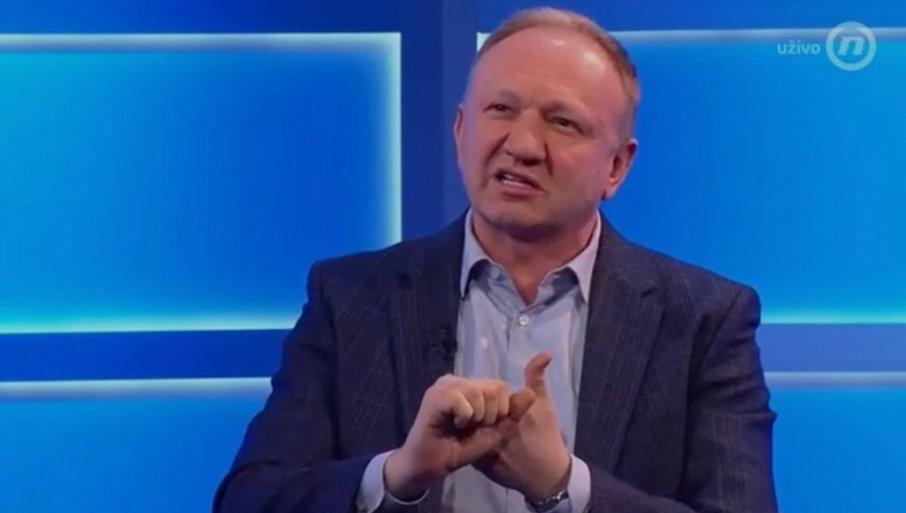 bruka-i-sramota-dilasovaca:-smrtni-slucaj-na-filozofskom-fakultetu,-a-oni-osuduju-policiju-i-tuzilastvo-(foto) bruka-i-sramota-dilasovaca:-smrtni-slucaj-na-filozofskom-fakultetu,-a-oni-osuduju-policiju-i-tuzilastvo-(foto)