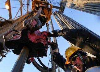 CENA NAFTE ĆE PREMAŠITI I 200 DOLARA PO BARELU? Trampova administracija nešto krije cena-nafte-ce-premasiti-i-200-dolara-po-barelu?-trampova-administracija-nesto-krije