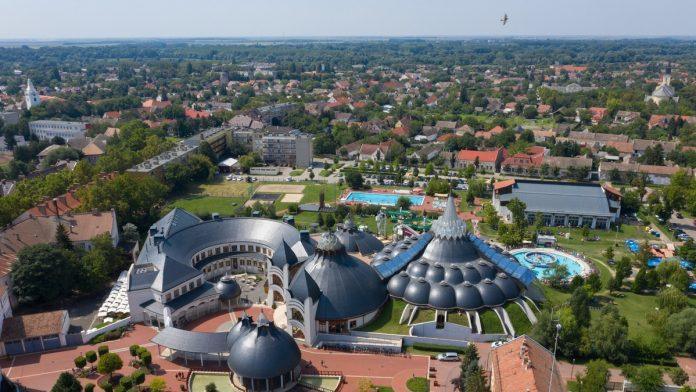 banja-u-komsiluku-izbor-mnogih-turista-iz-srbije:-svetski-spa-ugodaj-po-pristupacnim-cenama,-evo-koliko-kostaju-smestaj-i-ulaznice