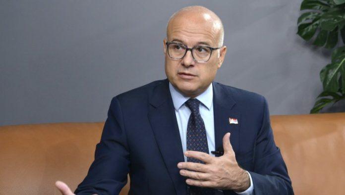 imamo-pravo-na-secanje,-suzu-i-pocast-za-junake:-autorski-tekst-milosa-vucevica-povodom-27-godina-od-pocetka-agresije-nato-a-na-srj