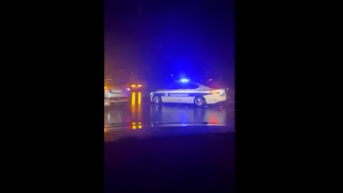 (video)-policija-ispred-vozila-branka-babica-nakon-strasnog-udesa-snimak-sa-auto-puta-posle-jezive-saobracajke-“kralja-obrva”