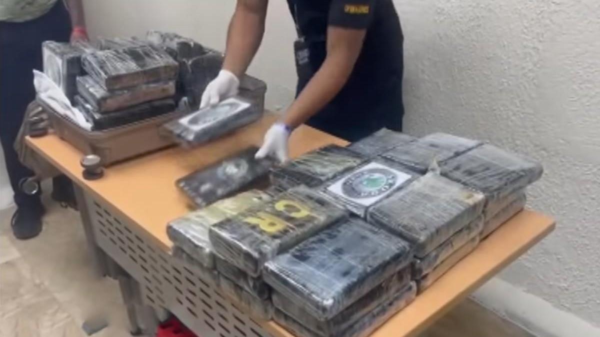 zaplenjeno-vise-od-dve-tone-kokaina-veliki-udarac-za-kolumbijsku-mafiju:-otkrivene-laboratorije-za-proizvodnju-droge zaplenjeno-vise-od-dve-tone-kokaina-veliki-udarac-za-kolumbijsku-mafiju:-otkrivene-laboratorije-za-proizvodnju-droge