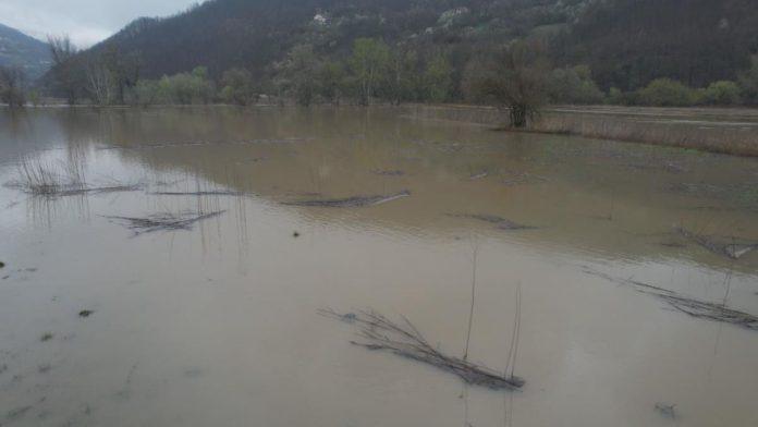 vodostaji-u-porastu!-rhmz-izdao-upozorenje:-moguce-dostizanje-upozoravajucih-nivoa,-ove-reke-i-pritoke-kriticne