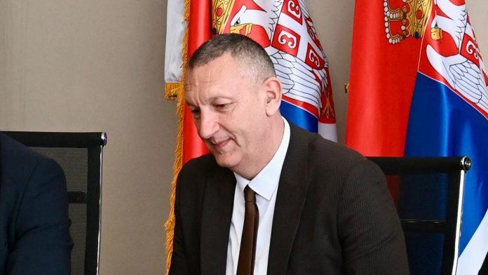 sns-bor:-“nasi-aktivisti-napadnuti-palicama-u-boru,-povredeni-su-i-hospitalizovani”