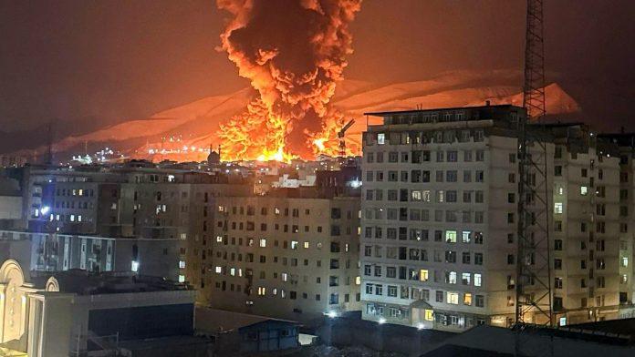 pogodeno-hemijsko-postrojenje,-invazija-u-toku!-nevidena-eskalacija-sukoba,-iran-uputio-brutalne-pretnje-americi:-vojska-ceka-komandu-za-finalni-napad,-uae-i-saudijska-arabija-na-udaru-(foto,-video)