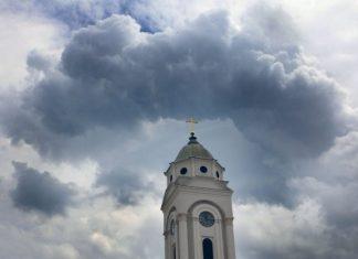 VREME DANAS PONOVO UŽASNO: Kiša nastavlja da lije, sunce nikako da vidimo vreme-danas-ponovo-uzasno:-kisa-nastavlja-da-lije,-sunce-nikako-da-vidimo