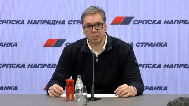 Вучић:-Честитам-грађанима-Србије-и-позивам-на-уједињење-јер-времена-нису-лака Вучић:-Честитам-грађанима-Србије-и-позивам-на-уједињење-јер-времена-нису-лака