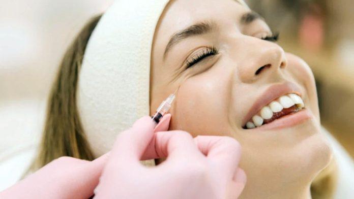 stotine-zena-satima-cekalo-u-redu-za-besplatan-botoks!-haos-u-trznom-centru-u-nemackoj:-lekari-upozorili-na-opasne-posledice