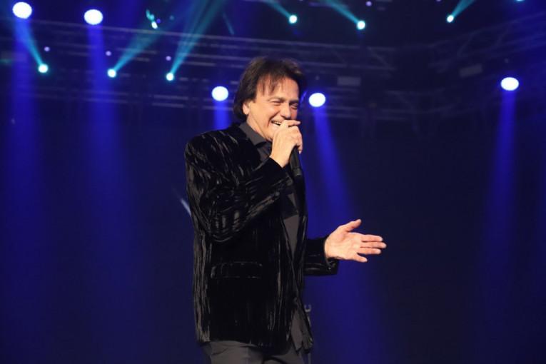 otkriveno-sta-se-desilo-na-colinom-koncertu!-drama-u-prvom-redu,-sve-zbog-colicevog-poteza! otkriveno-sta-se-desilo-na-colinom-koncertu!-drama-u-prvom-redu,-sve-zbog-colicevog-poteza!