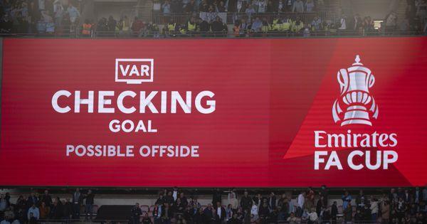 engleski-navijaci-se-vecinski-slozili:-var-je-unistio-fudbal engleski-navijaci-se-vecinski-slozili:-var-je-unistio-fudbal