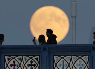 Rekordna nezaposlenost među mladima u Londonu: Svaki četvrti traži posao rekordna-nezaposlenost-medu-mladima-u-londonu:-svaki-cetvrti-trazi-posao