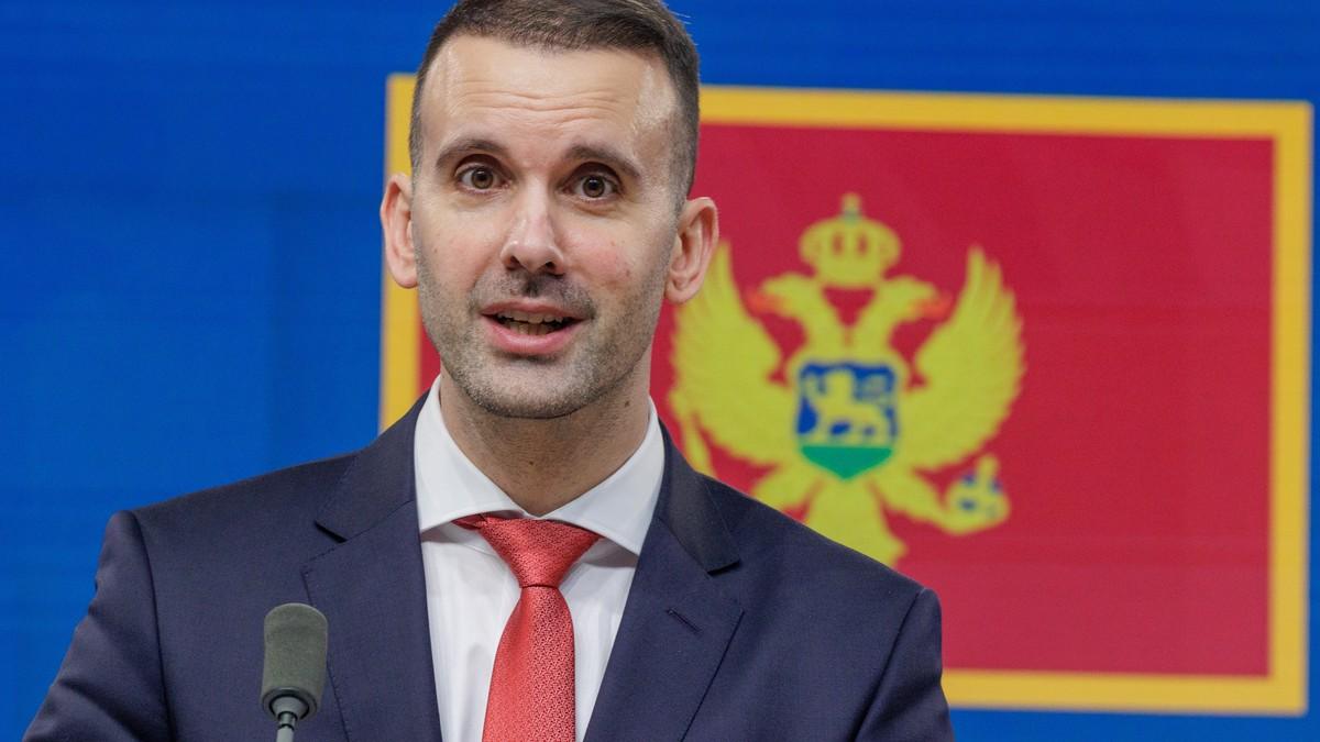 “mozda-putin-preti-da-ce-izaci-u-javnost”-spajic-detonirao-bombu:-milova-dps-2011.-preuzela-obavezu-da-crna-gora-nece-uci-u-eu-ako-to-ne-odgovara-rusiji “mozda-putin-preti-da-ce-izaci-u-javnost”-spajic-detonirao-bombu:-milova-dps-2011.-preuzela-obavezu-da-crna-gora-nece-uci-u-eu-ako-to-ne-odgovara-rusiji