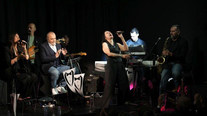 na-dorcolu-s-proljeca-humanitarno-izvodenje-predstave-nikole-kojo-okupilo-brojnu-publiku-u-fondaciji-mozzart