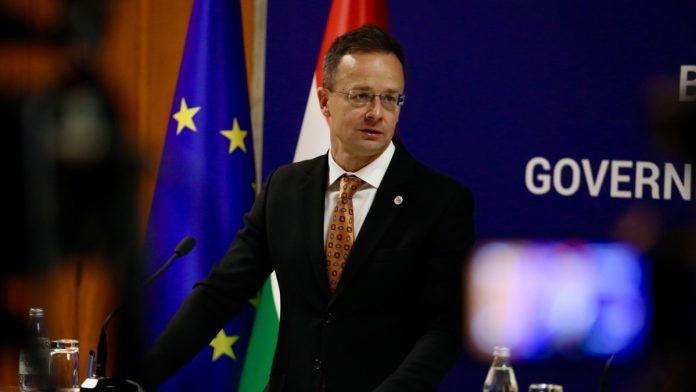 evropi-preti-smanjenje-proizvodnje-i-gubitak-radnih-mesta!-sijarto:-glavni-zadatak-madarske-vlade-da-zastiti-zemlju-od-energetske-krize