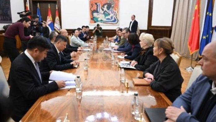 “srbija-visoko-ceni-celicno-prijateljstvo-sa-kinom-predsednikom-sijem”-vucic-se-sastao-sa-delegacijom-kineske-provincije-hebei-(foto)