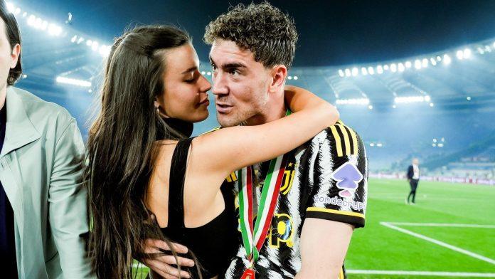 saznajemo-dusan-vlahovic-se-pomirio-sa-vanjom!-ona-spakovala-kofere-i-napustila-srbiju,-ovo-su-detalji