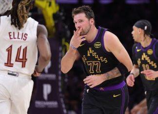 Dončić “poludeo” i neće da stane! Luka oborio rekord Brajanta i zacementirao se u istoriji /VIDEO/ doncic-“poludeo”-i-nece-da-stane!-luka-oborio-rekord-brajanta-i-zacementirao-se-u-istoriji-/video/