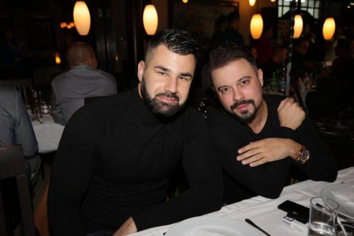 au!-raspada-se-nasa-cuvena-grupa-posle-dvadeset-godina,-fanovi-u-suzama!-(foto)