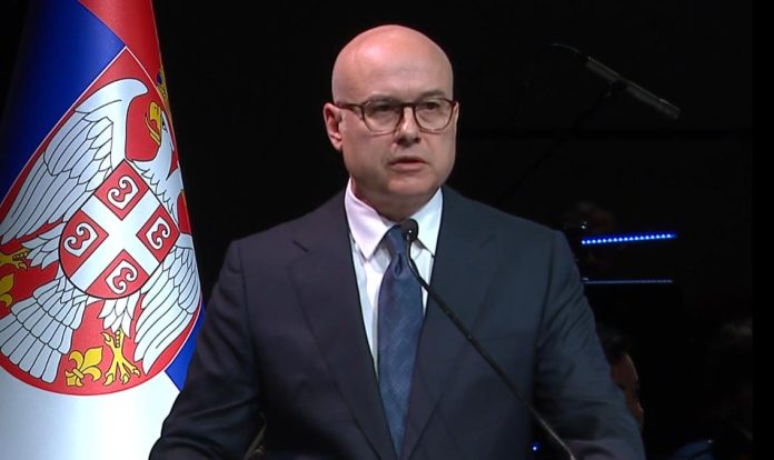 “rektor-dokic-ce-biti-upisan-crnim-slovima-u-istoriji-beogradskog-univerziteta”-vucevic-o-skandalu-bez-presedana:-nije-ni-pokazao-da-zali-za-stradalom-devojkom!