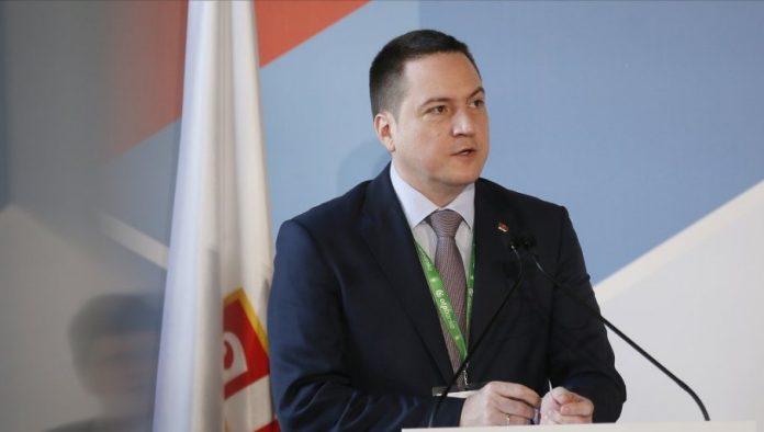 i-blokaderi-otpisali-ruzica:-hoce-to-kad-si-ameba-u-stalnoj-potrazi-za-sigurnom-kucom