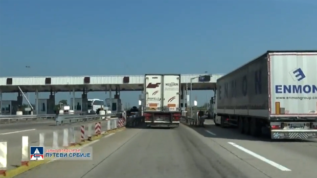 ТАГ-уређај-сада-обавезан-за-камионе-–-хоће-ли-то-смањити-гужве-на-наплатним-станицама