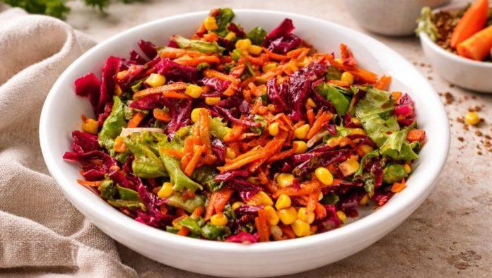 sarena-salata:-sezonska-salata-koja-osvaja-ukusom