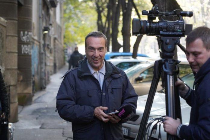 ovako-je-mladen-mijatovic-izgledao-u-mladosti:-pojavila-se-fotka-s-pocetka-karijere,-da-li-biste-ga-prepoznali?-(foto)