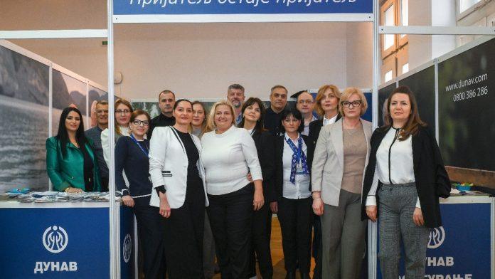 “dunav-osiguranje”-sponzor-sajma-“za-bezbriznu-starost”:-predstavljena-posebna-polisa-za-penzionere