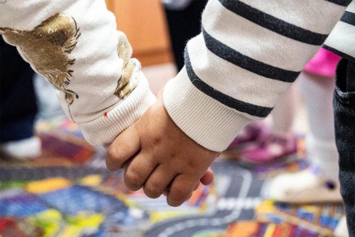 „beograd-vas-nije-zaboravio“-vece-solidarnosti-u-mts-dvorani