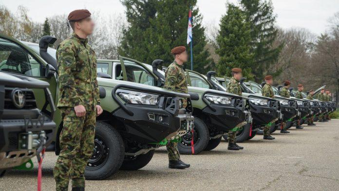 vojska-srbije-dobija-100-novih-vozila,-evo-za-koje-uslove