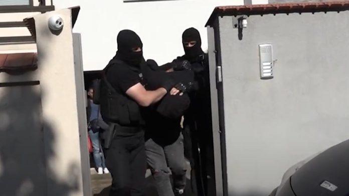 ucestvovao-u-ubistvu-i-ranjavanju?!-oglasio-se-mup-povodom-hapsenja-jovice-sovilja-u-atini