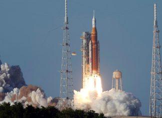 DRAMA NA PUTU ZA MESEC Astronautima se pokvario toalet čim su poleteli: Žena zasukla rukave i popravila ga drama-na-putu-za-mesec-astronautima-se-pokvario-toalet-cim-su-poleteli:-zena-zasukla-rukave-i-popravila-ga