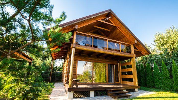 ova-firma-salje-skroz-gotove-kuce-i-u-srbiju-za-samo-25.000-evra,-u-cenu-ulazi-i-namestaj