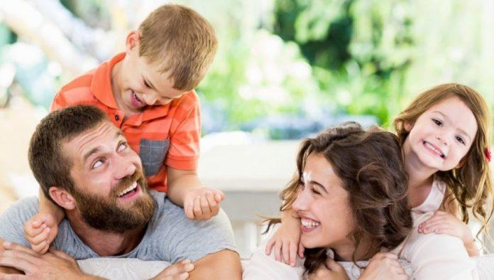 od-danas-i-zvanicno:-uvecan-cenzus-za-decji-dodatak-–-ovo-su-cifre