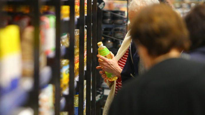 odbor-za-privredu-prihvatio-u-nacelu-predloge-tri-kljucna-zakona-u-trgovini:-cilj-“red-na-trzistu-i-veca-prava-potrosaca”